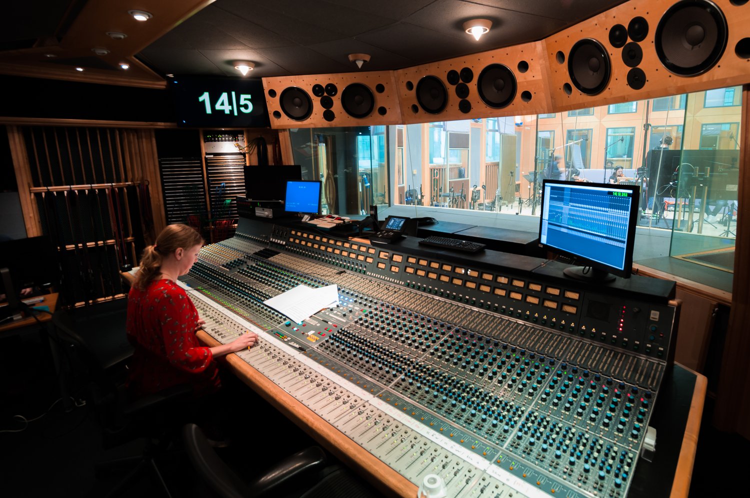 AirStudio2019_ControlRoom-5